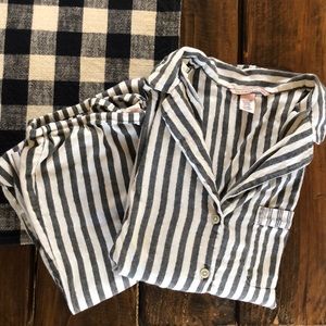 LIKE NEW Victoria’s Secret striped pajama set